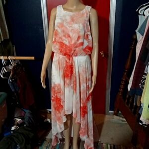 White House Black Market white/coral floral asymmetrical dress size 6